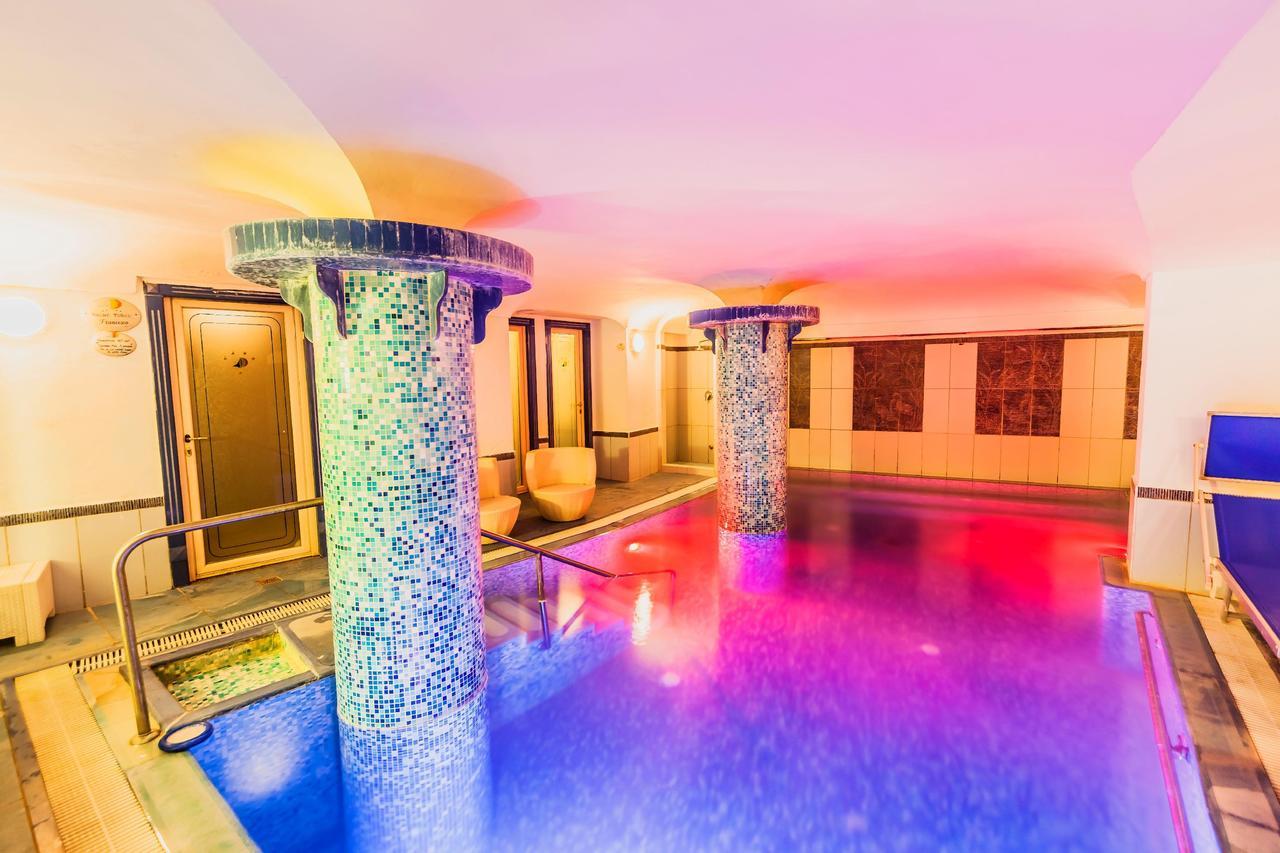 איסקיה Aragona Palace Hotel & Spa מראה חיצוני תמונה