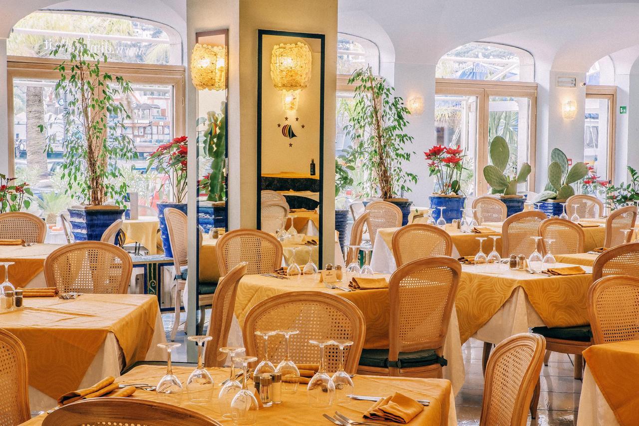 איסקיה Aragona Palace Hotel & Spa מראה חיצוני תמונה