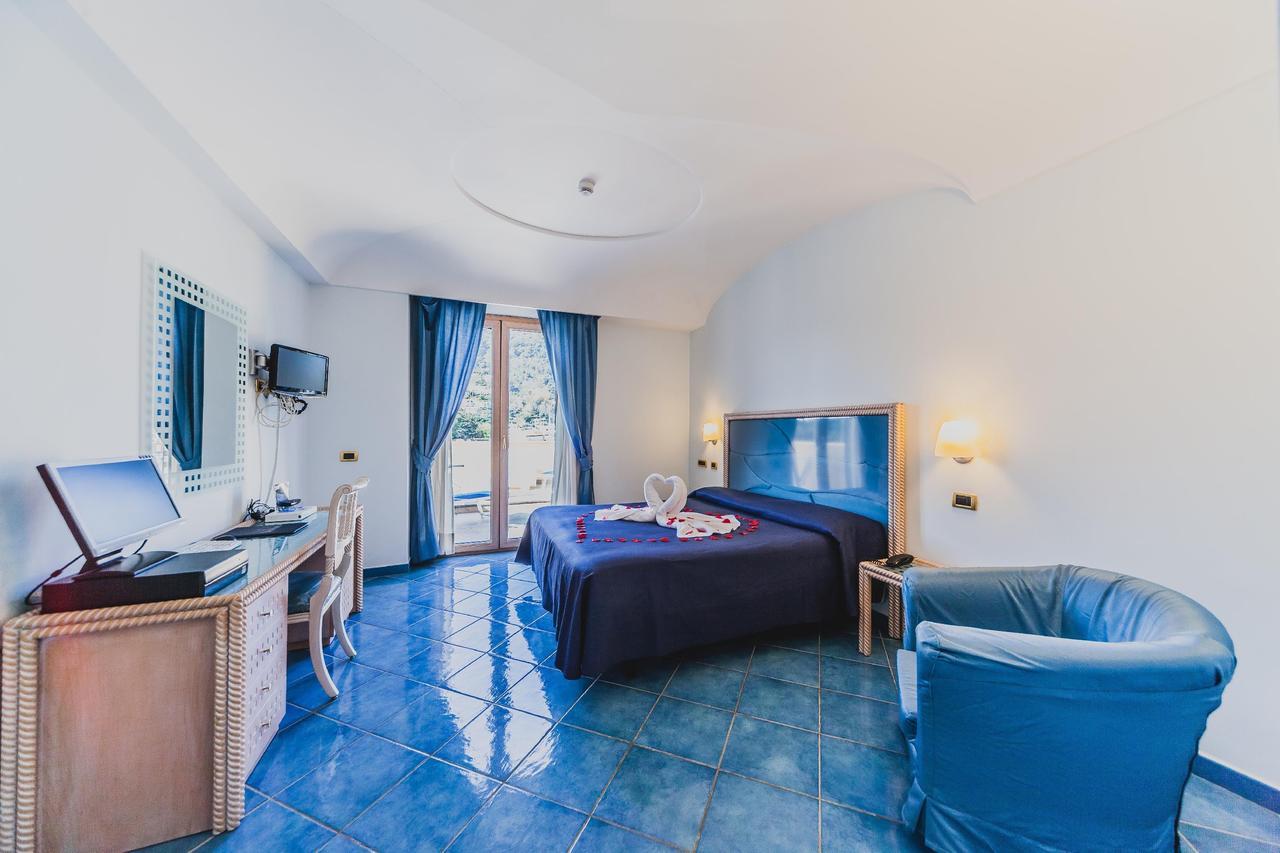איסקיה Aragona Palace Hotel & Spa מראה חיצוני תמונה